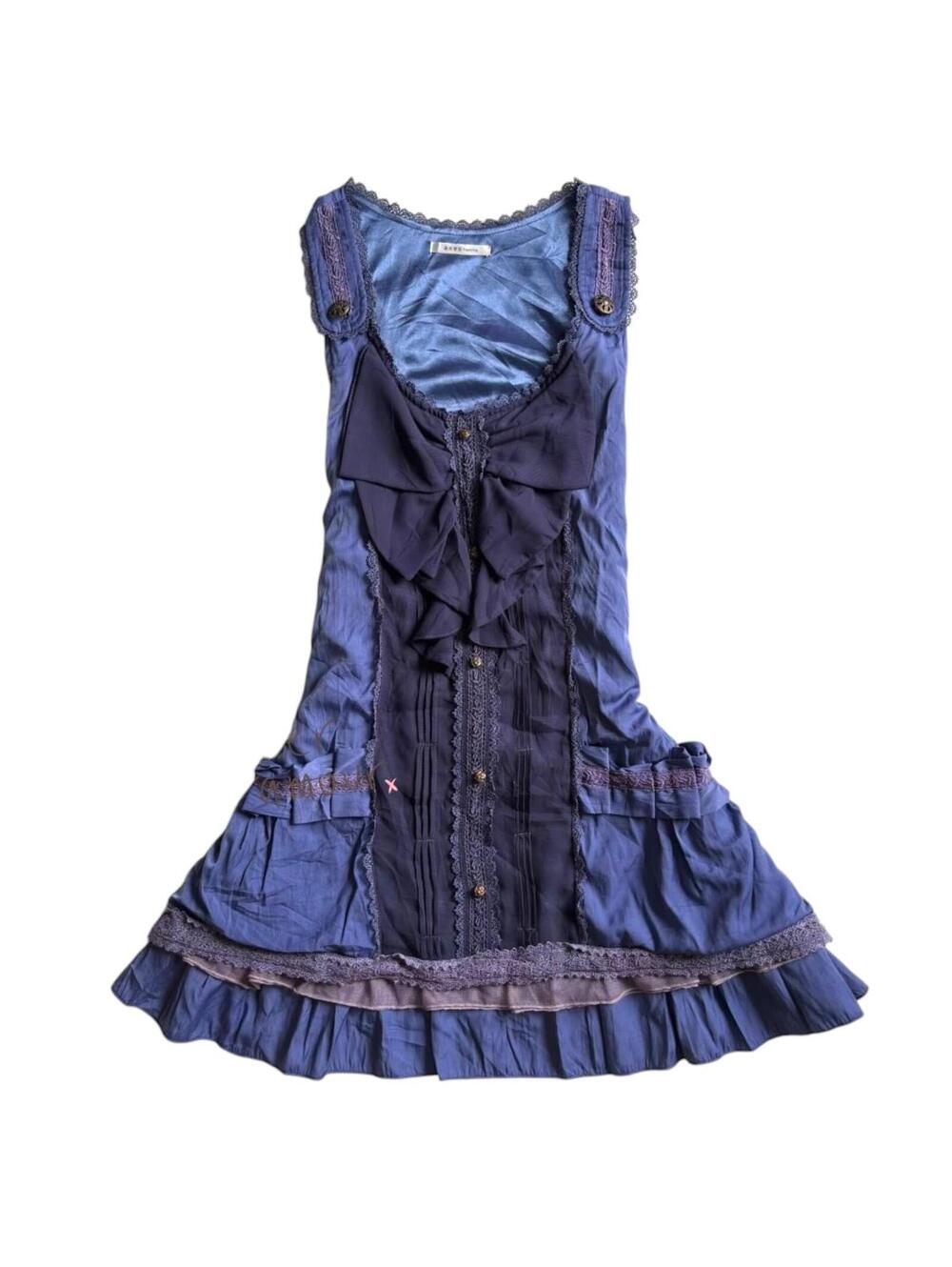 axes femme blue dress